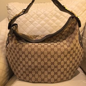 Gucci vintage canvas print hobo bag